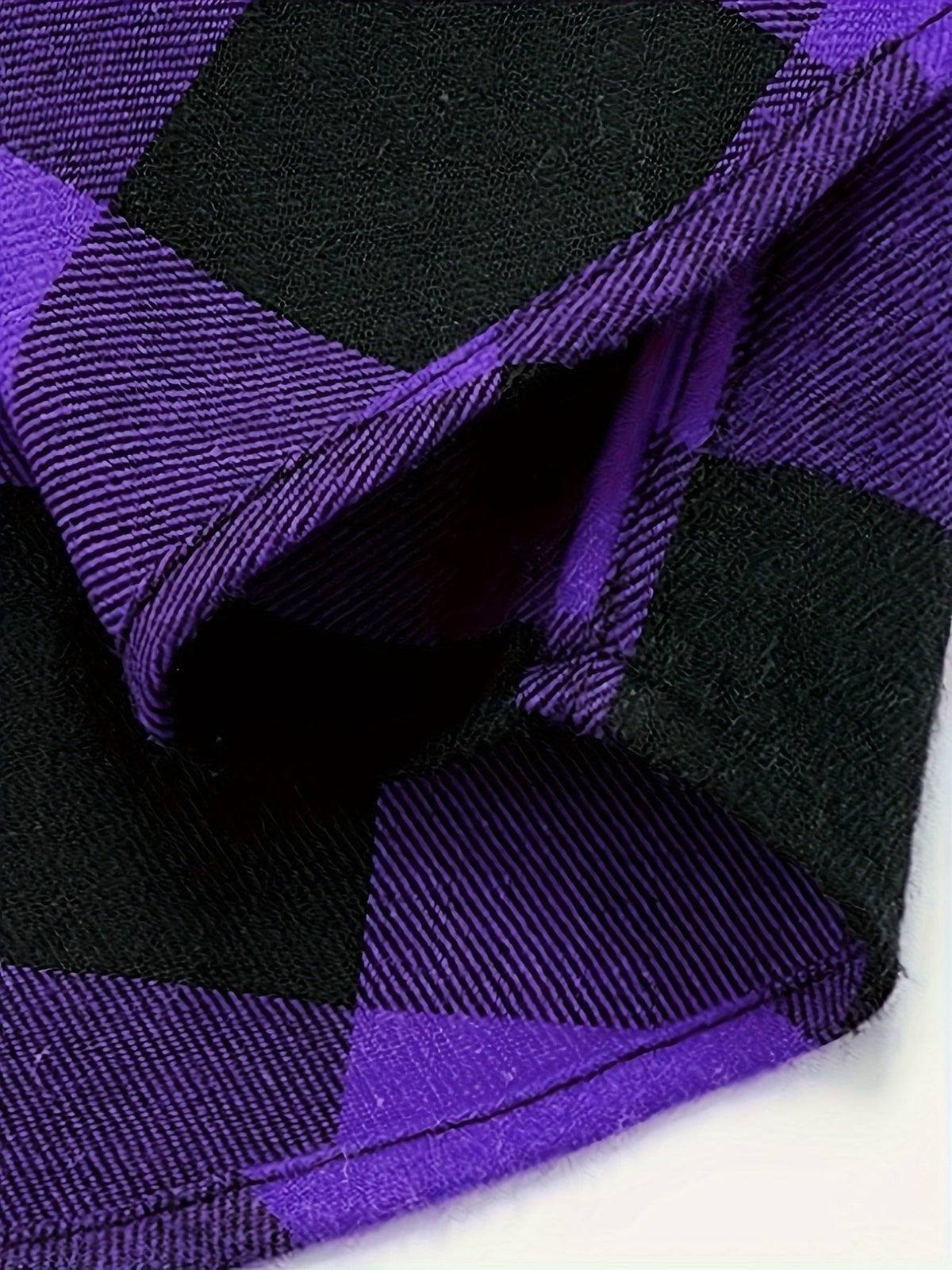 Herrenhemd mit Blockkaros und zwei geknöpften Brusttaschen - Dunkelviolett #Farbe_Dunkelviolett