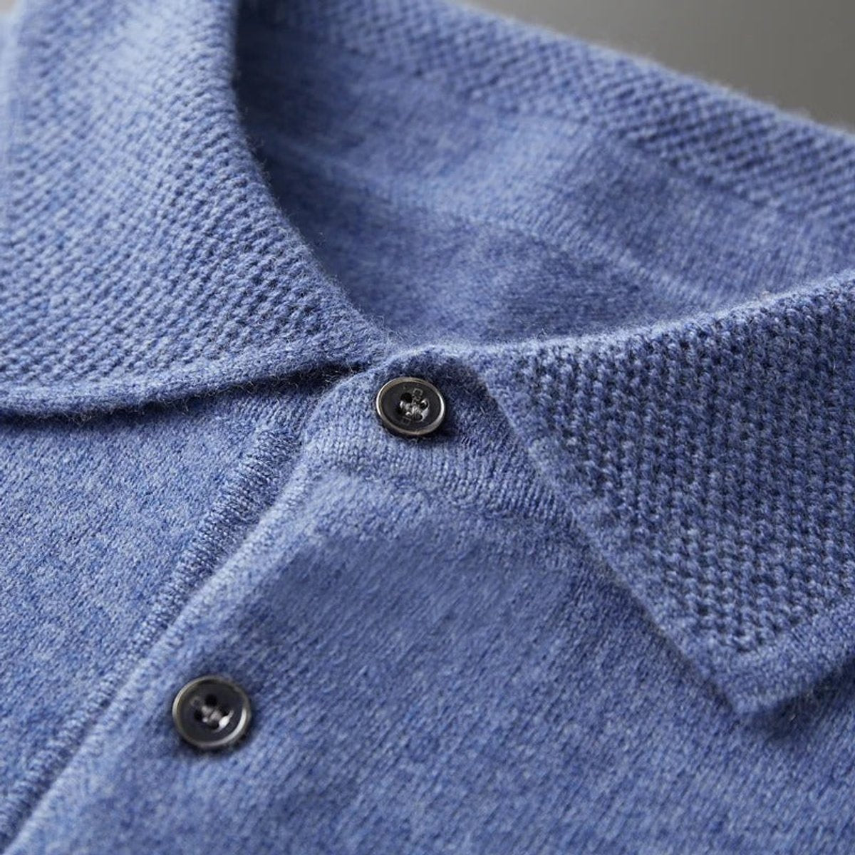 Poloshirt Herren langarm mit drei Knöpfen und Rippbund - Blau #Farbe_Blau