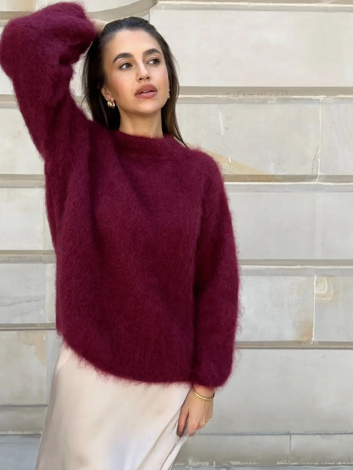 Damen Pullover in Flauschoptik mit weiten Ärmeln kurz